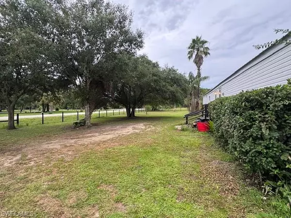 Moore Haven, FL 33471,Address not disclosed