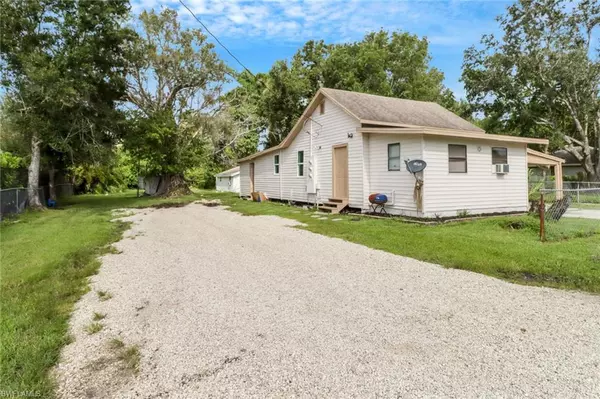 Fort Myers, FL 33916