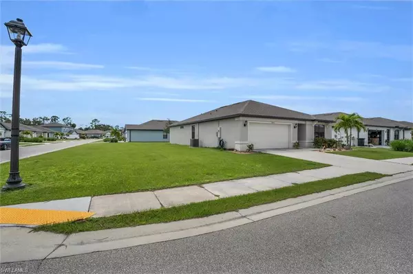 North Fort Myers, FL 33917,10852 Marlberry WAY