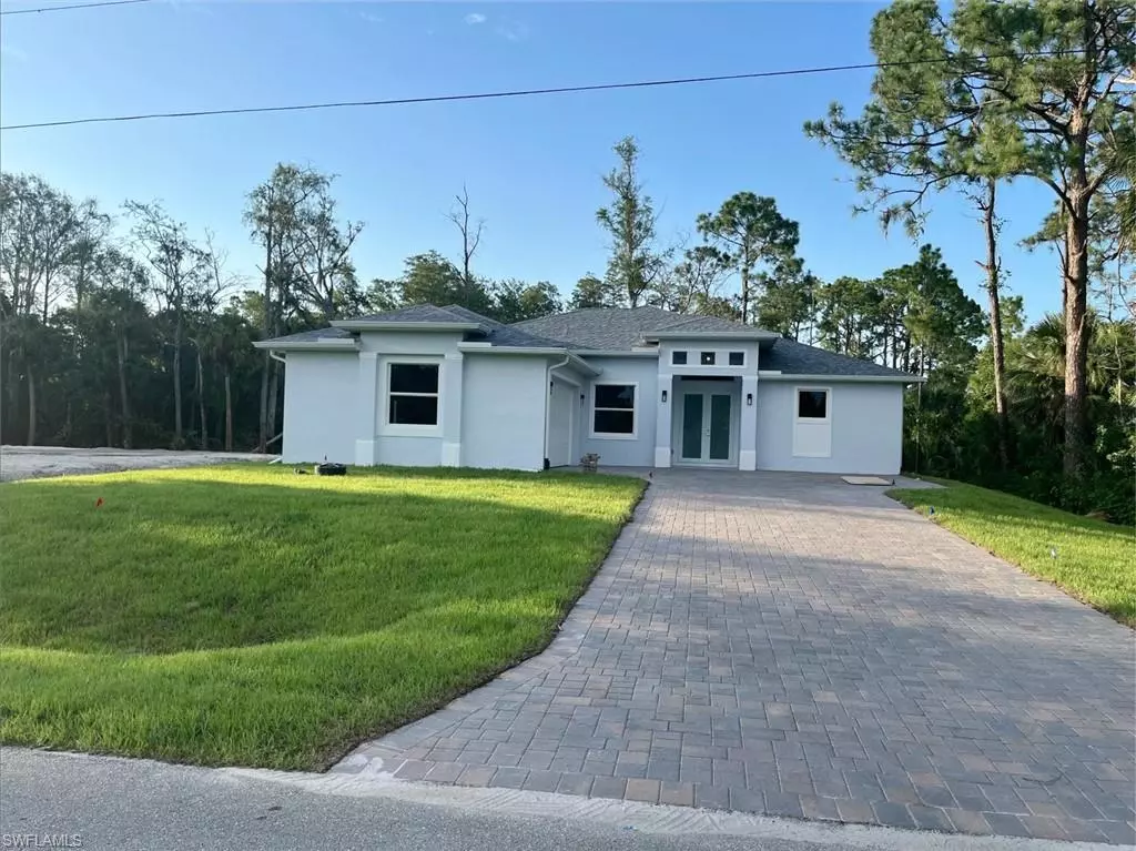 Lehigh Acres, FL 33972,578 Woodview DR