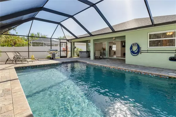Rotonda West, FL 33947,126 Spur DR