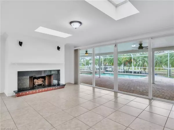 Cape Coral, FL 33904,5303 Mikado CT