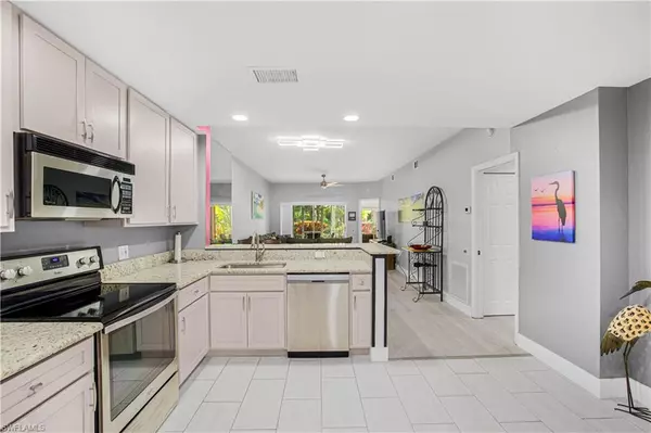 Bonita Springs, FL 34134,3921 Leeward Passage CT #102