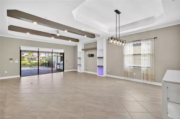 Bonita Springs, FL 34135,28076 Foxrock CT