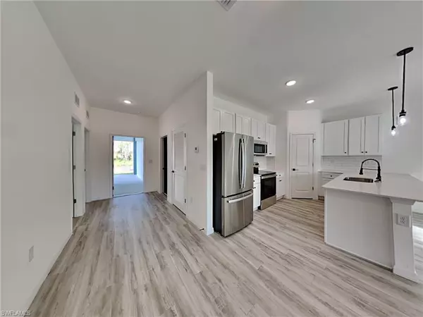 Cape Coral, FL 33914,4208/4210 Santa Barbara BLVD