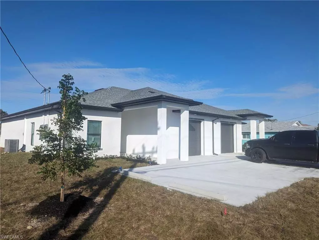 Cape Coral, FL 33904,3106/3108 SE Santa Barbara PL