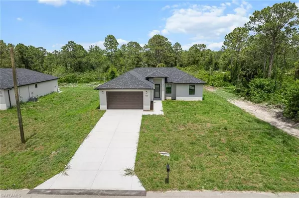 1830 Yoakum ST, Lehigh Acres, FL 33972