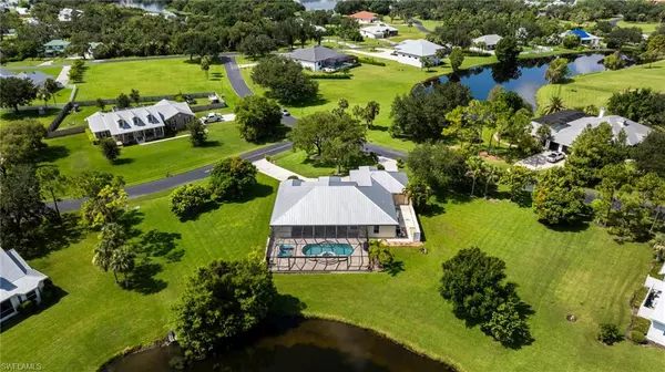 Alva, FL 33920,18190 Riverwind DR