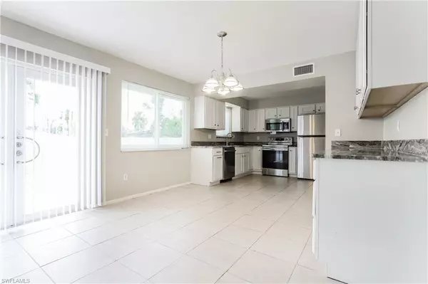 Port Charlotte, FL 33948,18424 Barbara AVE
