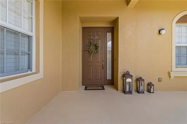 Cape Coral, FL 33914,3728 Agualinda BLVD #304