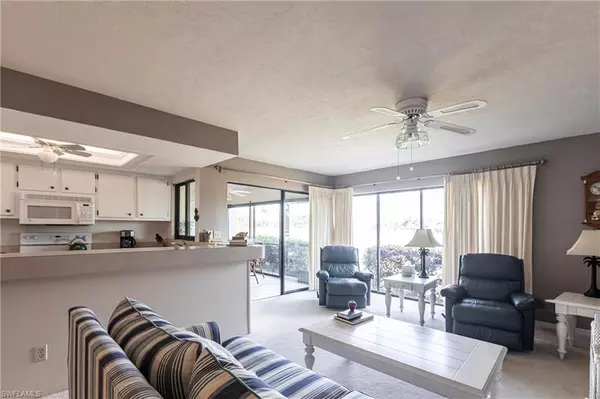 Fort Myers, FL 33907,5665 Trailwinds DR #615