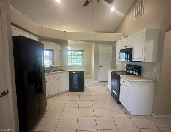 Cape Coral, FL 33993,2600 NW 2nd AVE