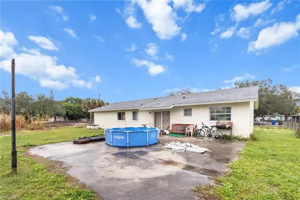 Fort Myers, FL 33916,6135 Markland AVE