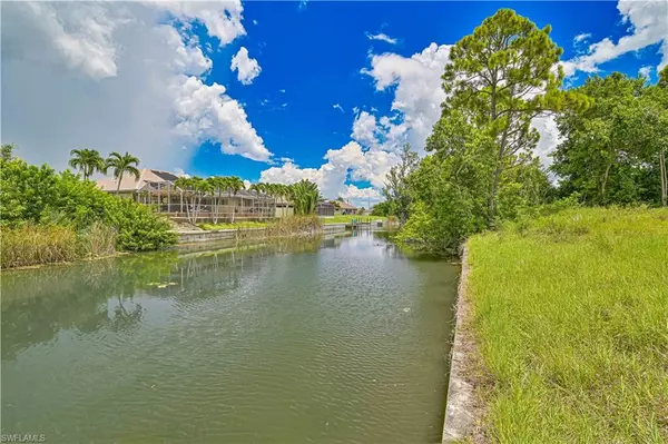 Cape Coral, FL 33990,401 SE 14th ST