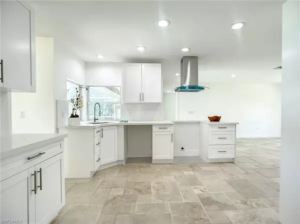 Fort Myers, FL 33908,6049 Perthshire LN