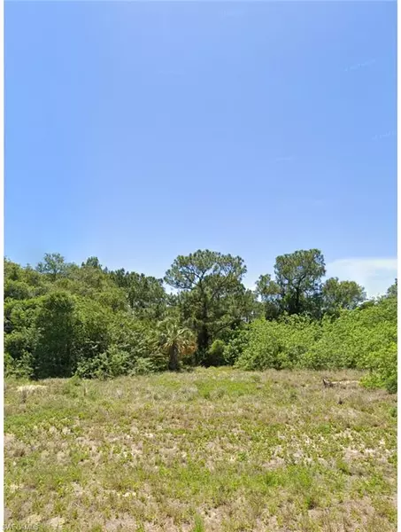 1313 Garrett LN, Labelle, FL 33935