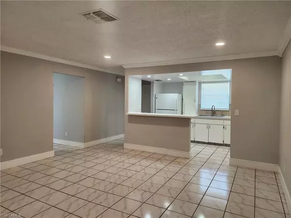 Cape Coral, FL 33990,1111 SE 9th CT #A