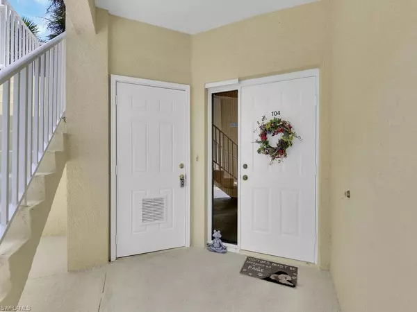 Naples, FL 34103,1240 Shady Rest LN #104