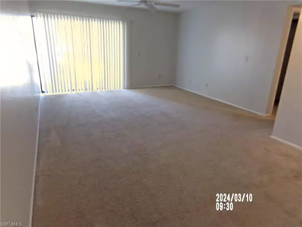 Fort Myers, FL 33919,8474 Charter Club CIR #13