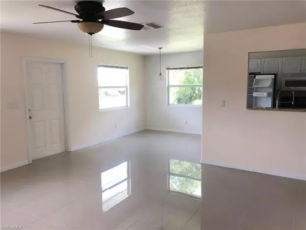 Bokeelia, FL 33922,5613/5615 Birdsong LN