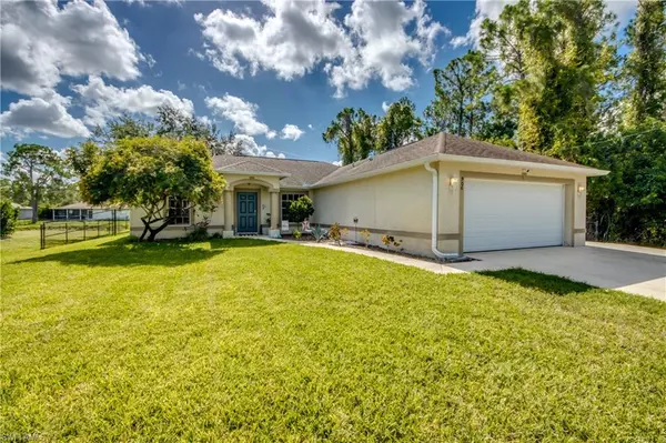 906 Angelo AVE, Lehigh Acres, FL 33971