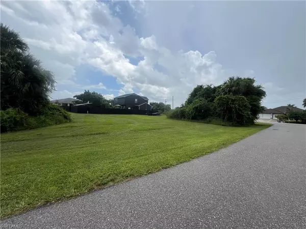 Cape Coral, FL 33909,1905 NE 34th LN