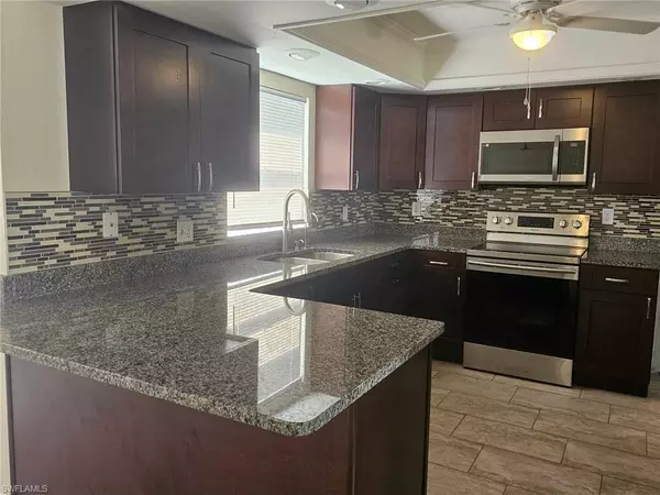 Cape Coral, FL 33993,702 NW 17th AVE