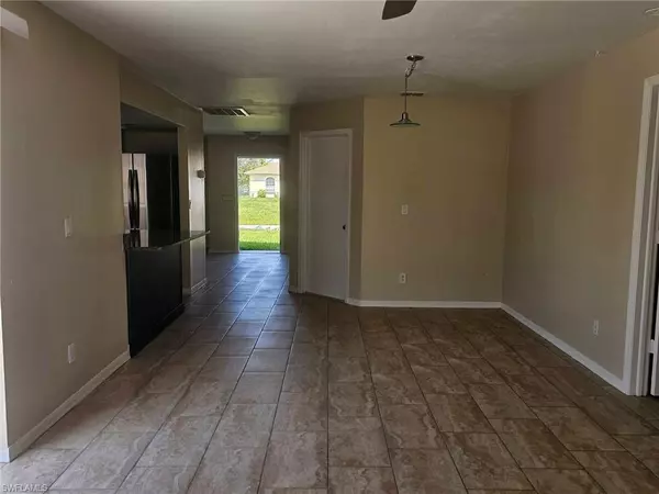 Cape Coral, FL 33993,702 NW 17th AVE