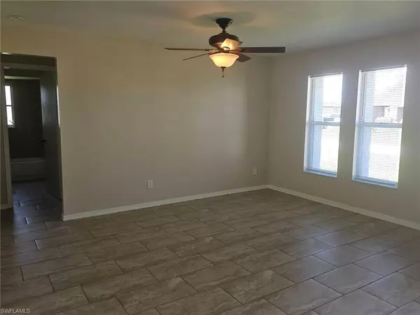 Cape Coral, FL 33993,702 NW 17th AVE
