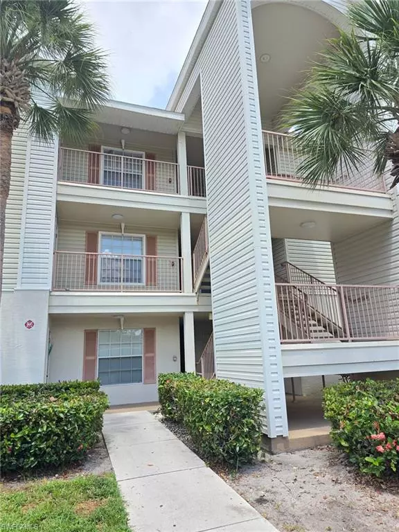 Cape Coral, FL 33990,1753 Four Mile Cove PKWY #120