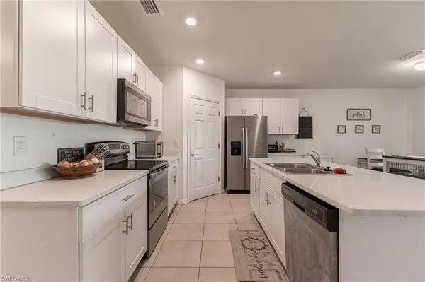 Cape Coral, FL 33909,303 NE 6th ST