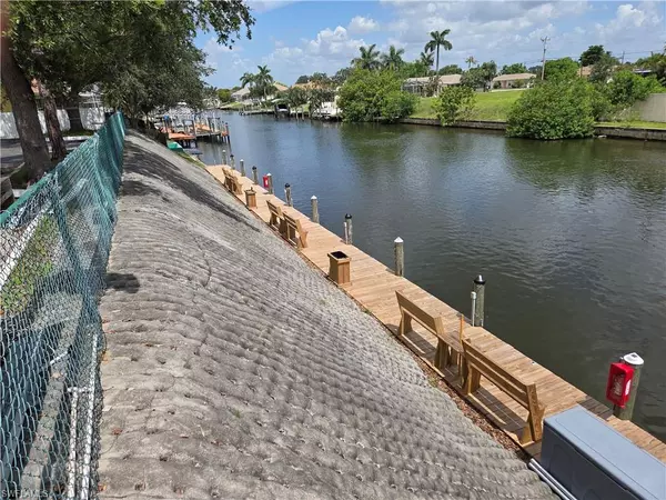Cape Coral, FL 33990,1217 Del Prado BLVD S