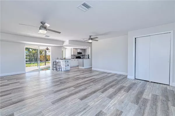 Cape Coral, FL 33904,1308 SE 25th LN