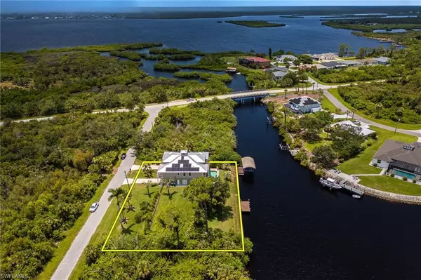 Port Charlotte, FL 33953,1343 Underhill CIR