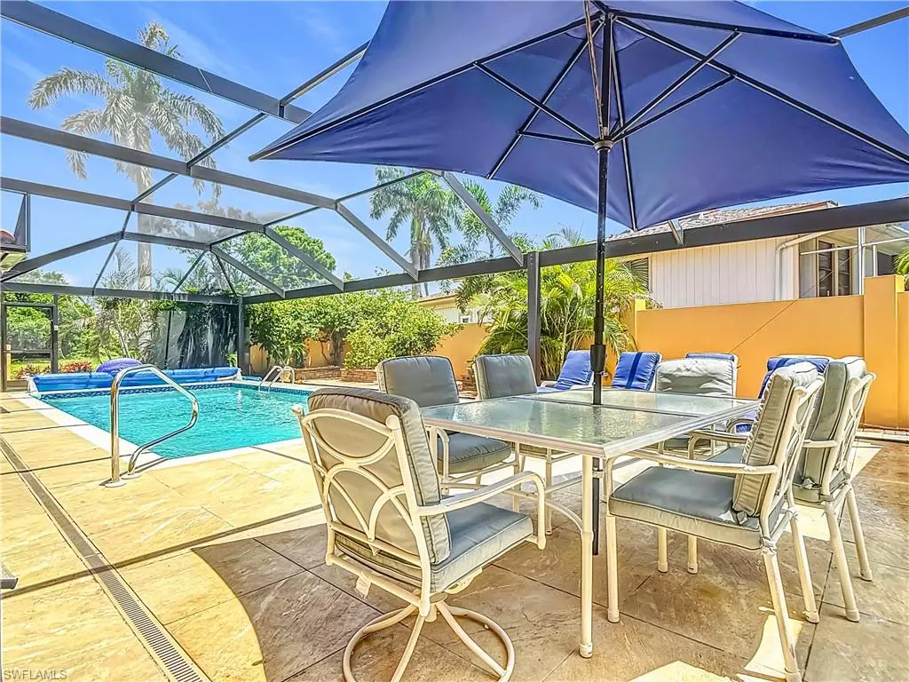 Marco Island, FL 34145,901 Arawak AVE