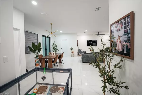 Lehigh Acres, FL 33972,1005 Moore AVE