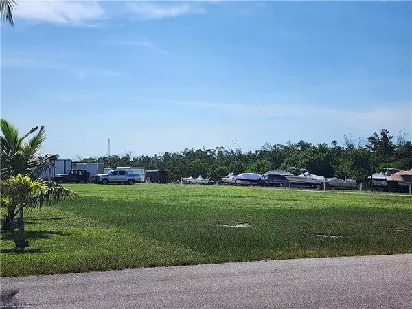Fort Myers Beach, FL 33931,112 Blackbeard WAY