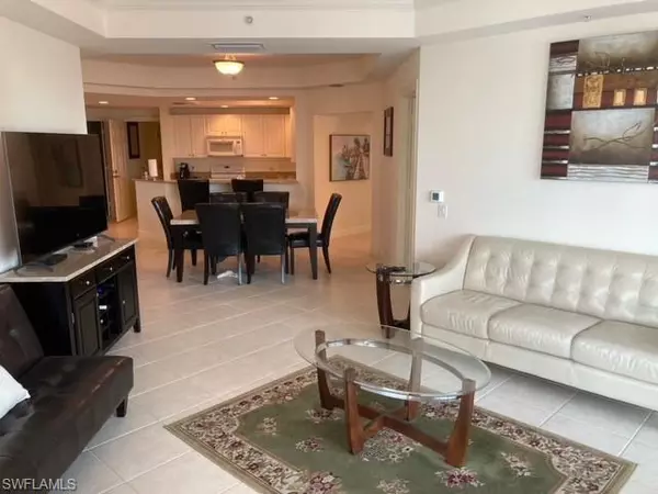 Fort Myers, FL 33916,2745 1st ST #405