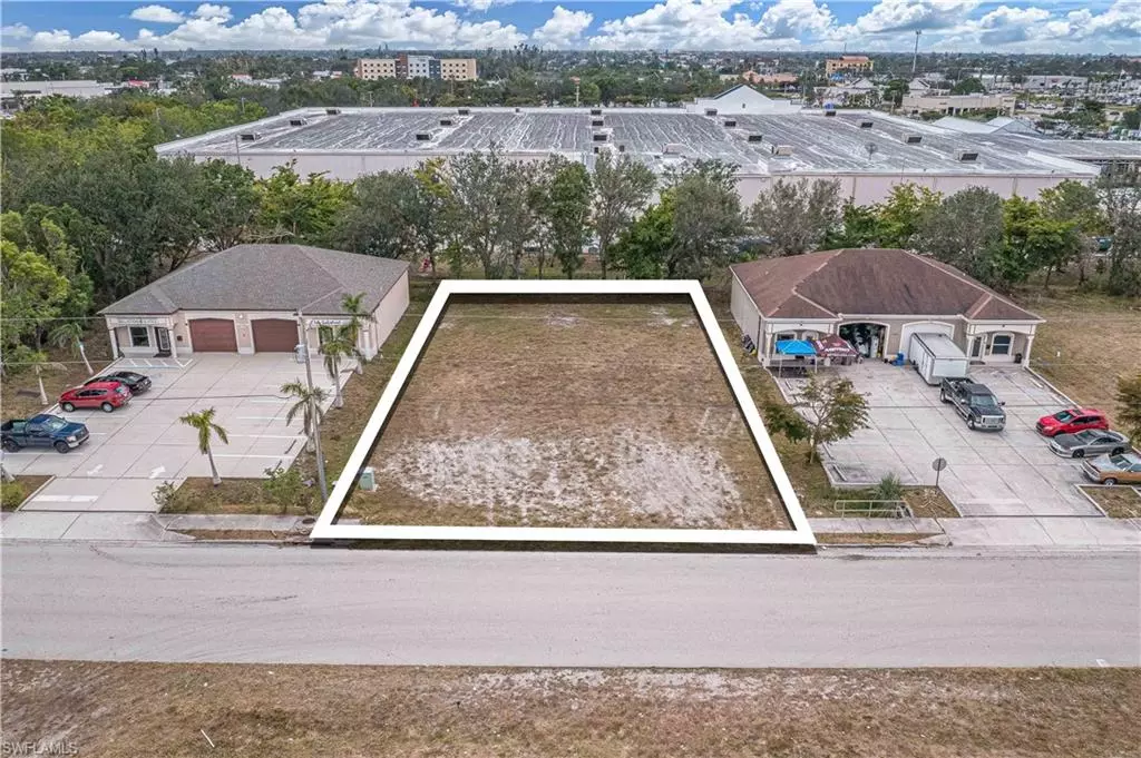 Cape Coral, FL 33909,1702 NE 10th TER