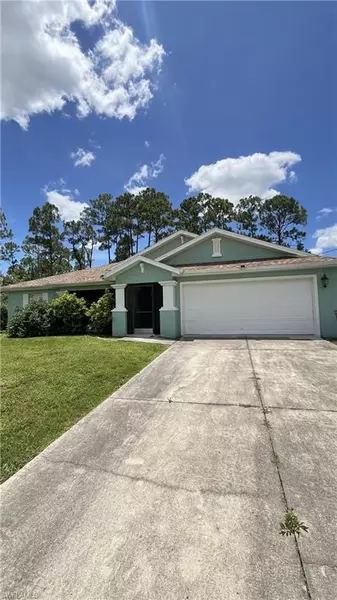 2911 Elaine AVE N, Lehigh Acres, FL 33971