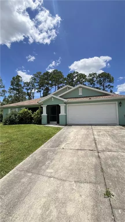 2911 Elaine AVE N, Lehigh Acres, FL 33971