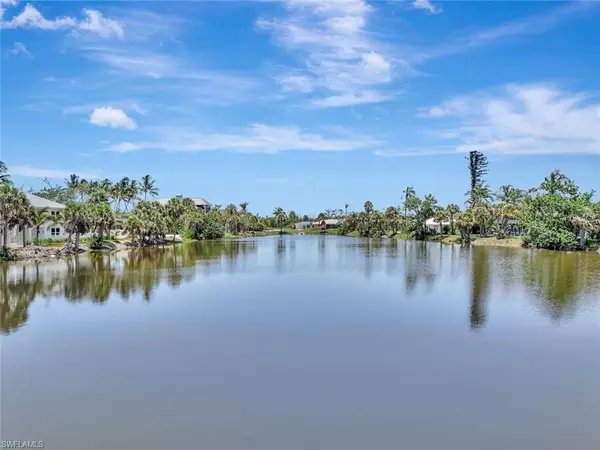 Sanibel, FL 33957,231 Palm Lake DR