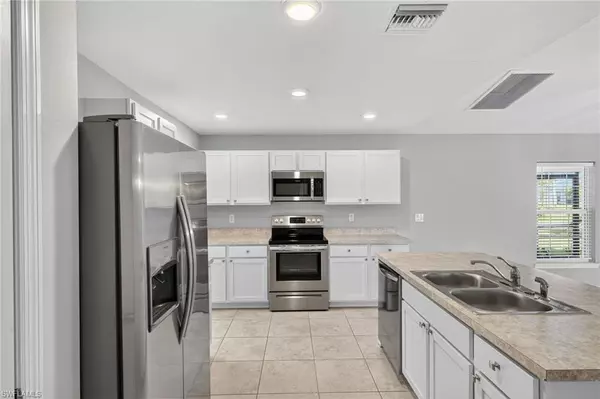 Cape Coral, FL 33909,3017 NE 4th PL