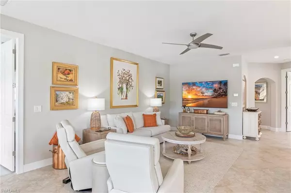 Fort Myers, FL 33913,10261 Glastonbury CIR #101