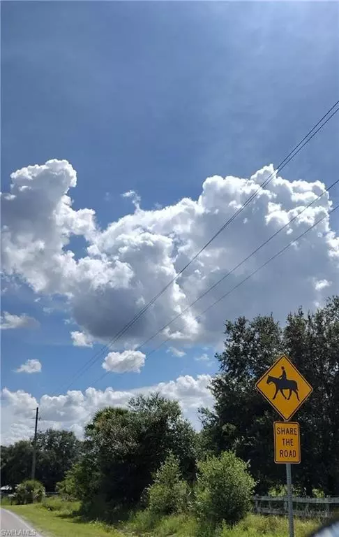 Clewiston, FL 33440,624 Montura AVE