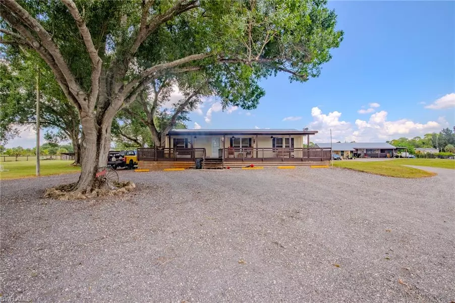 1205 Inverness AVE, Clewiston, FL 33440