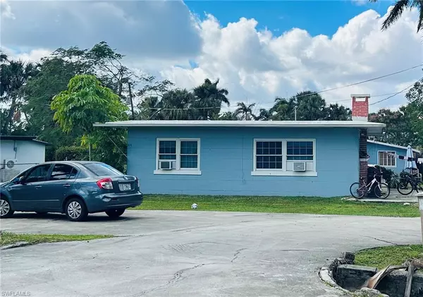 4465 Birmingham ST, Fort Myers, FL 33905