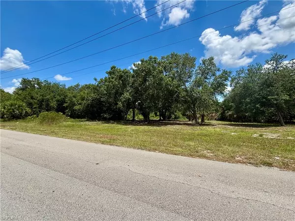 Lehigh Acres, FL 33936,4405 E 2nd ST