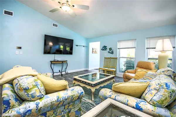 Sanibel, FL 33957,4560 Brainard Bayou RD