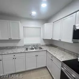 16910 Carmen AVE, Fort Myers, FL 33908
